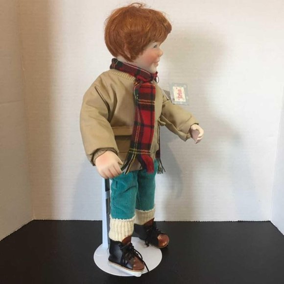 Vintage ASHTON DRAKE / STEWART SHERWOOD 15 INCH PORCELAIN & CLOTH DOLL "BRIAN" - Picture 2 of 4